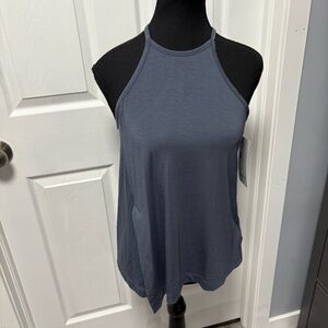 Athleta - Essence Explore Tank
